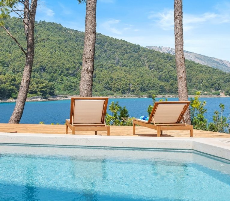 Villas Hvar Hero Image